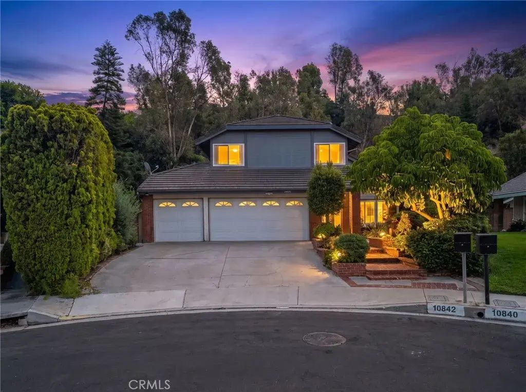 10842 Amber Hill, Whittier