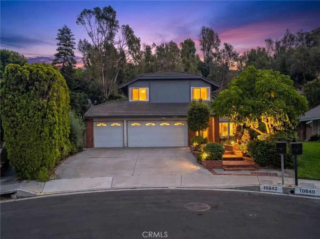 10842 Amber Hill, Whittier