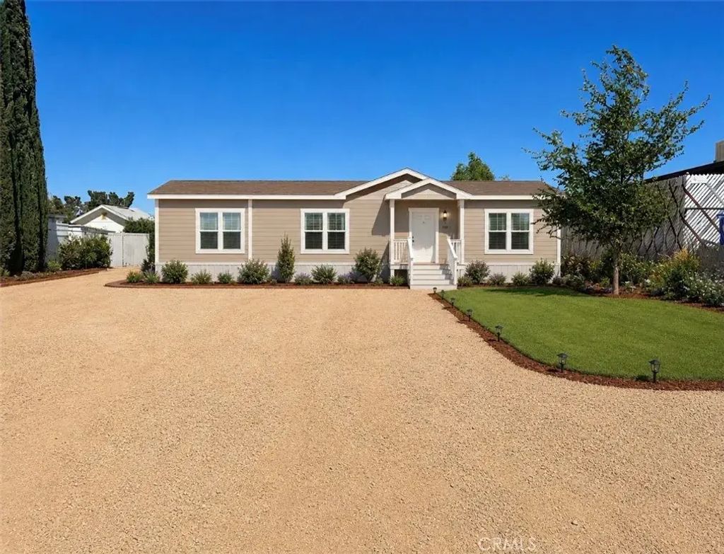 14005 Victoria, Victorville