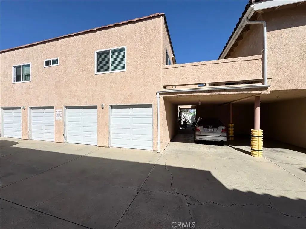 17511 Newland, Huntington Beach