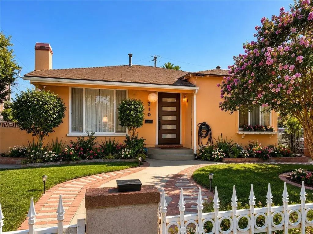 112 S 2nd, Montebello