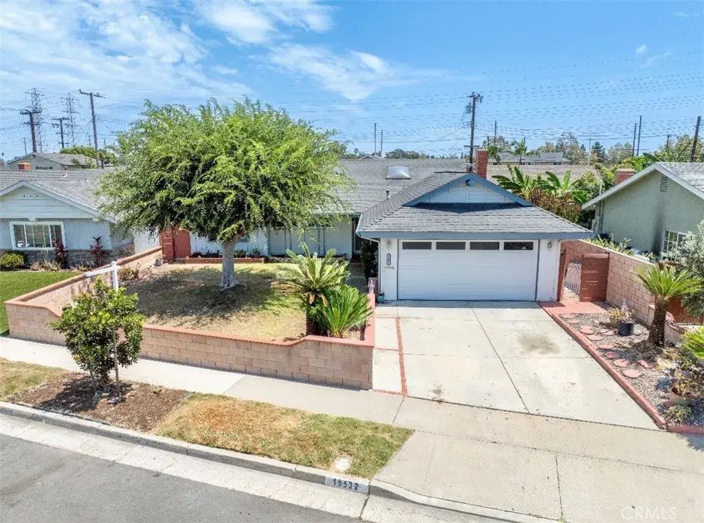 19532 Independence Lane, Huntington Beach