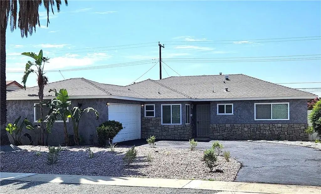 4765 Harvard, Montclair