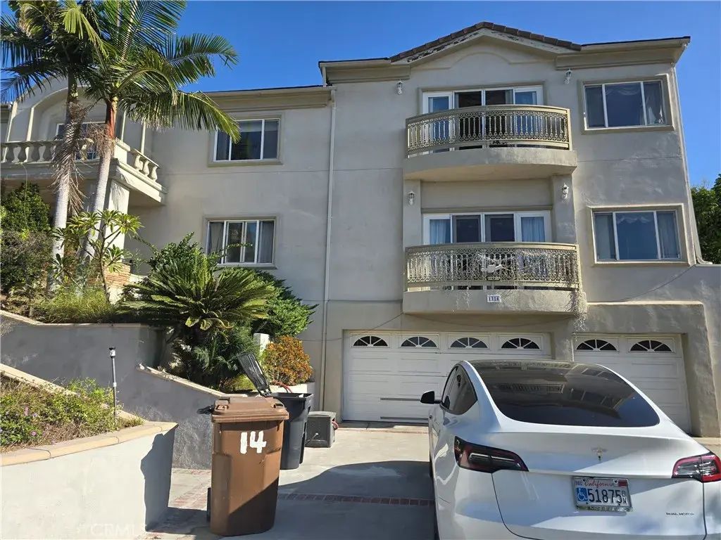 1314 N Raymond, Fullerton