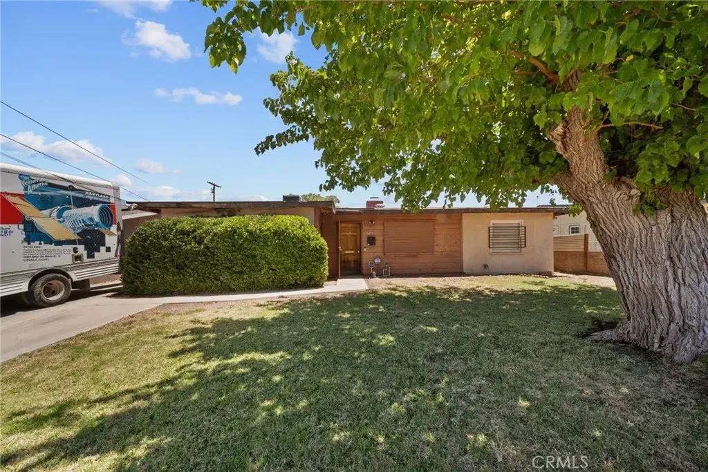 44420 3rd Street East, Lancaster