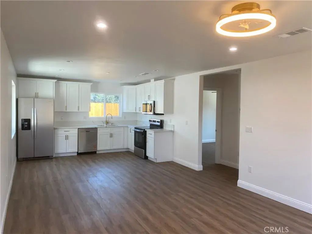 223 7th, San Bernardino