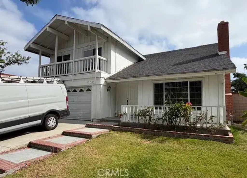 5051 Yearling, Irvine