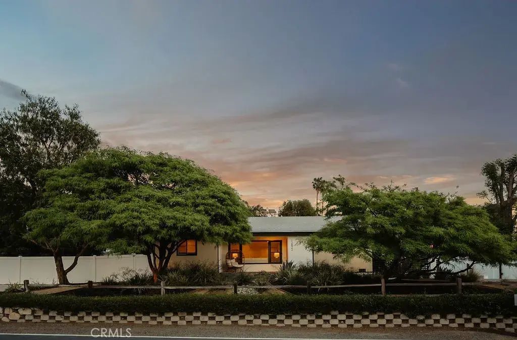 12822 Fairhaven Extension, Santa Ana