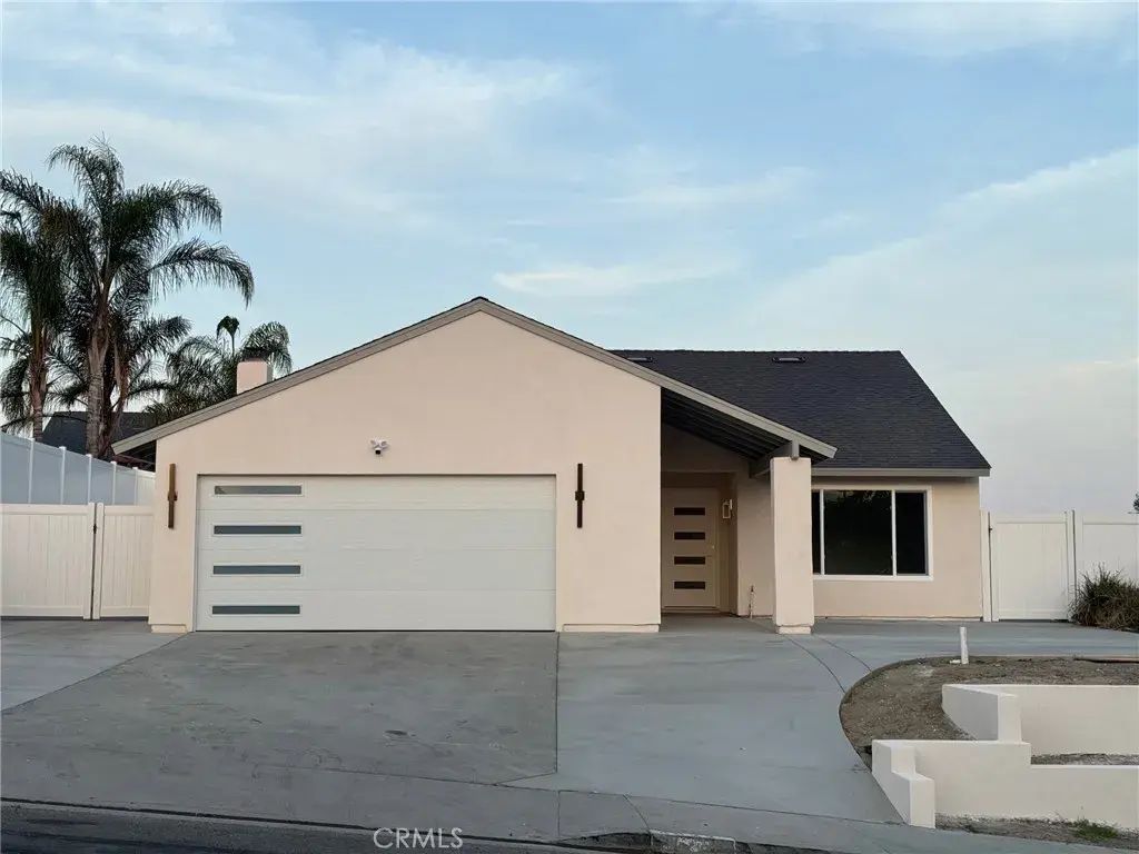 4022 Johnson, Oceanside