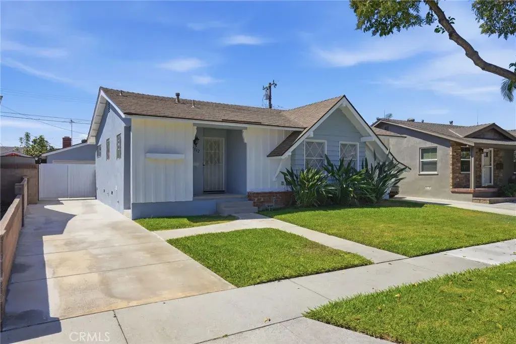 11512 213th, Lakewood
