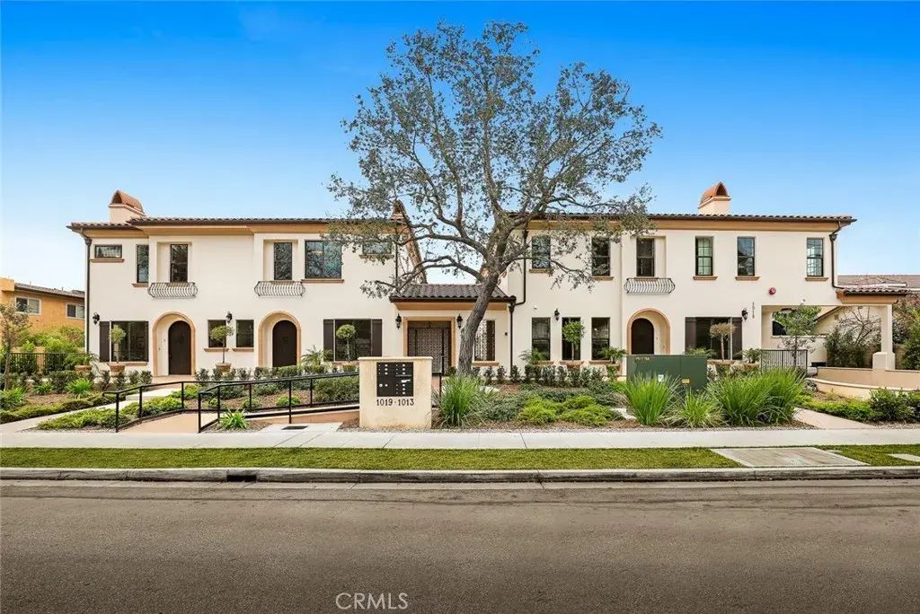 1013 Holly Avenue A, Arcadia