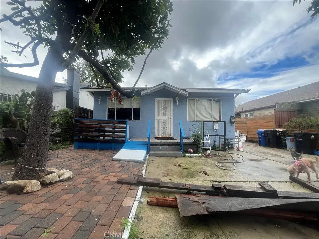 5208-5210 Lincoln, Los Angeles