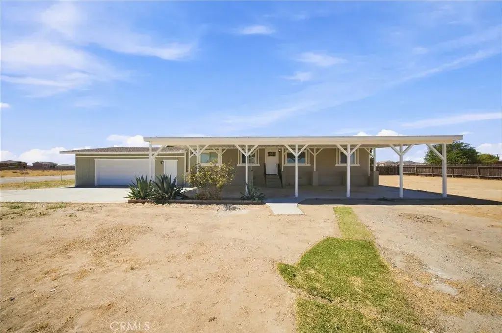 2549 28th West, Rosamond