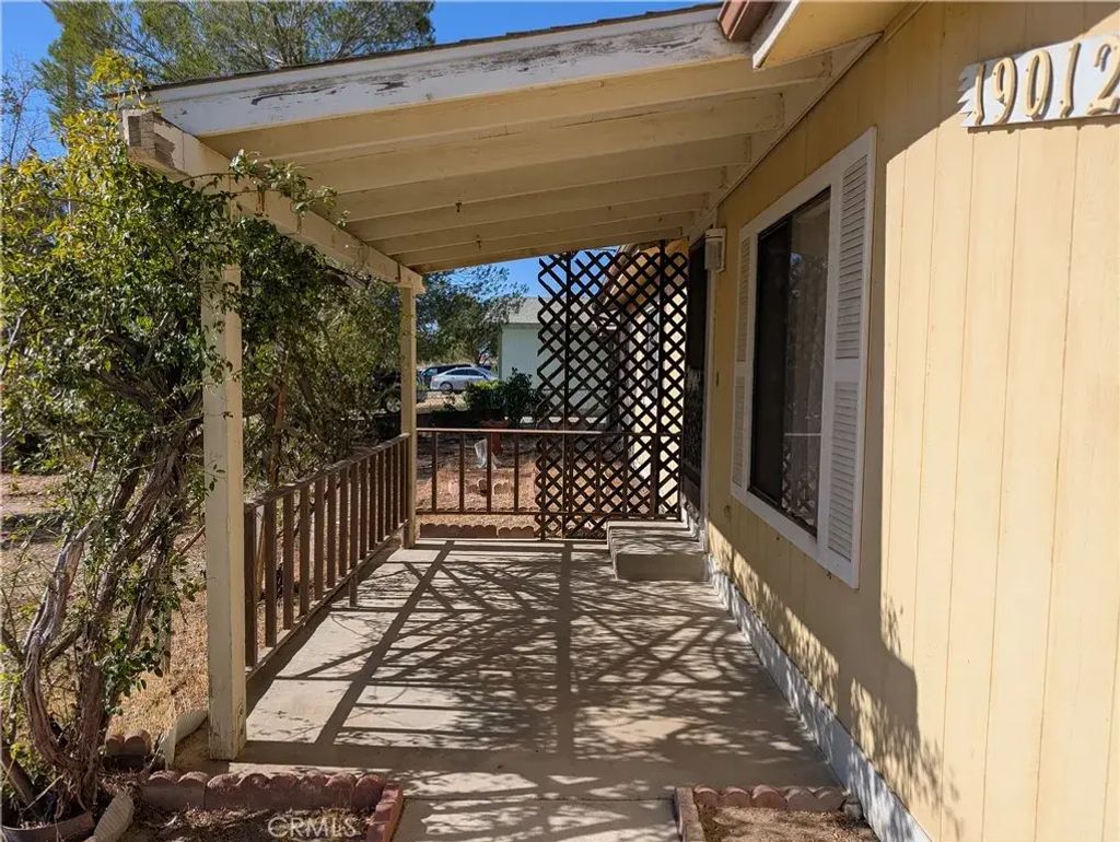 19012 Panther Avenue, Adelanto