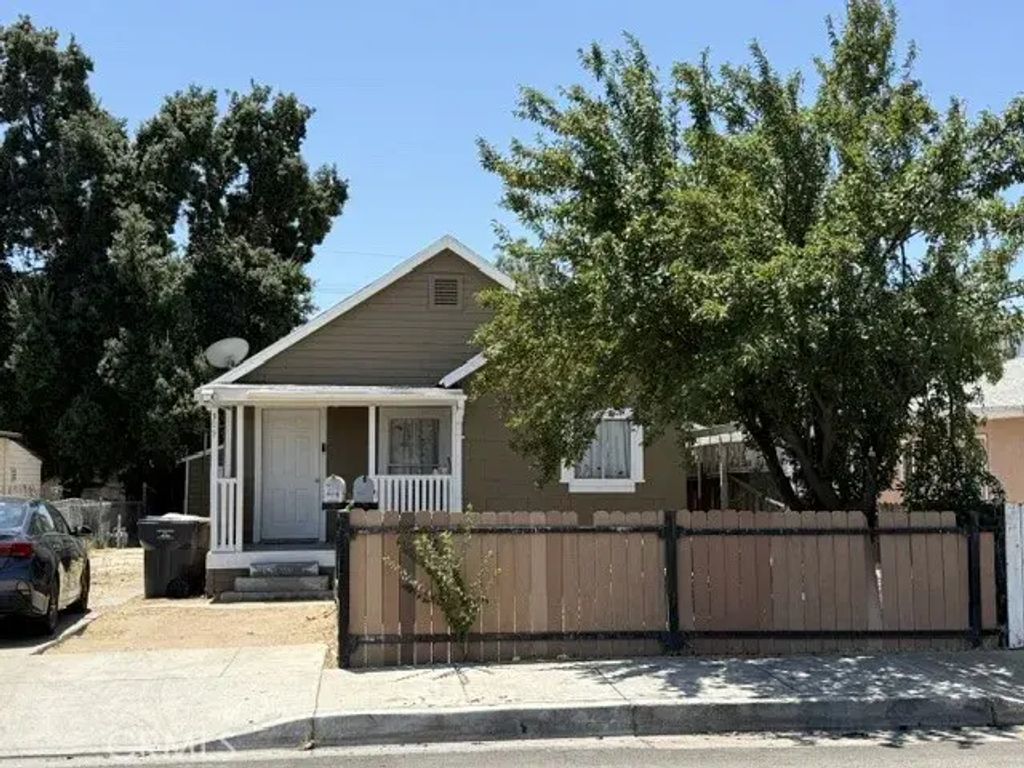 309 Wilson, Bakersfield