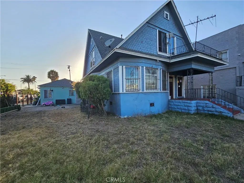 1601 Pine, Long Beach