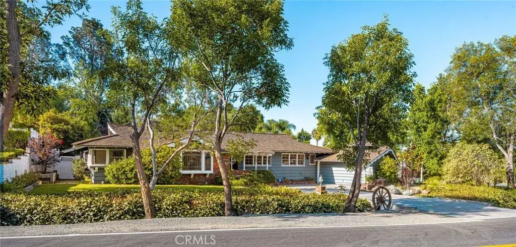 19142 Barrett Lane, North Tustin
