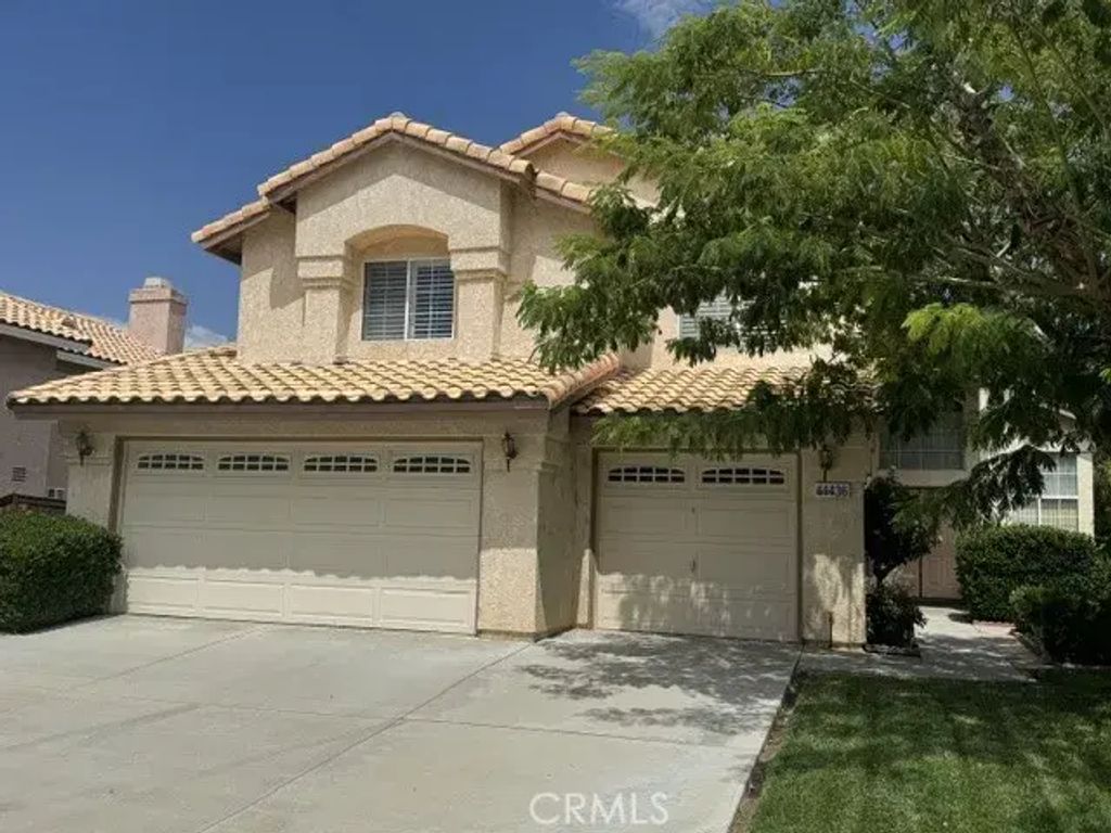 44436 Shadowcrest, Lancaster