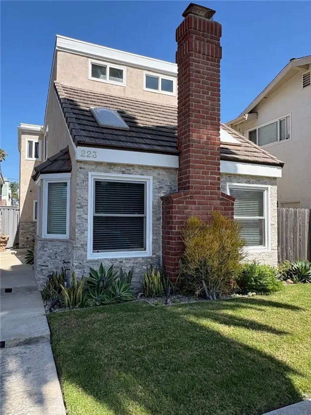 223 14th Street, Huntington Beach