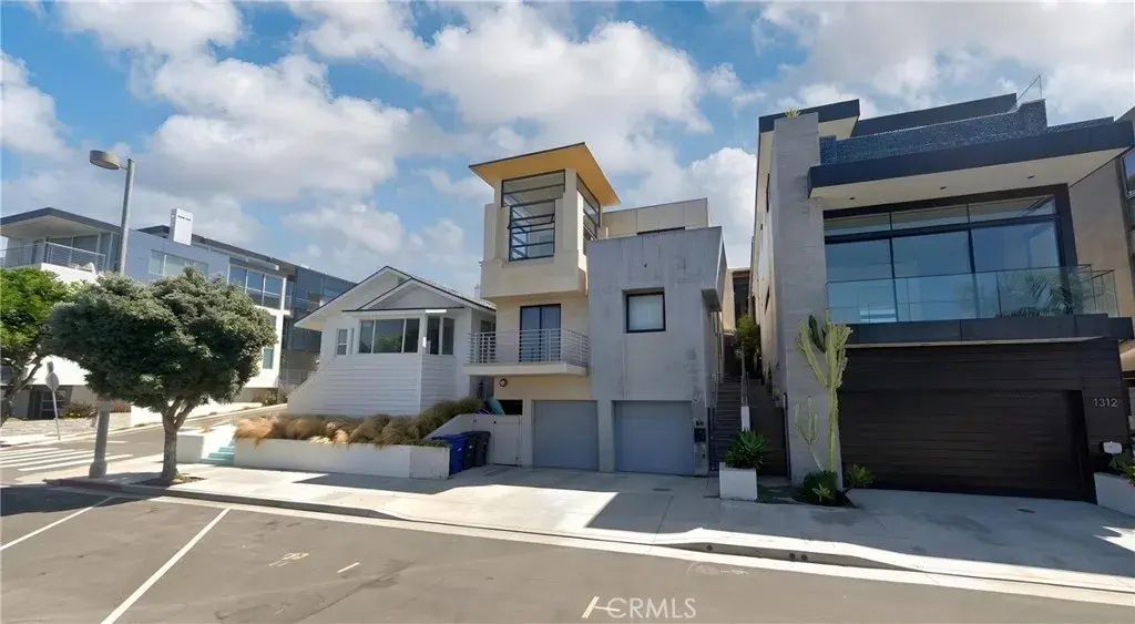 1318 Manhattan, Manhattan Beach