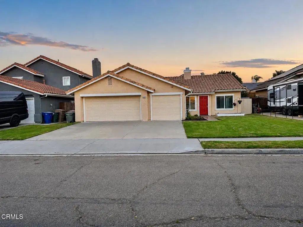 9419 Hollister Street, Ventura