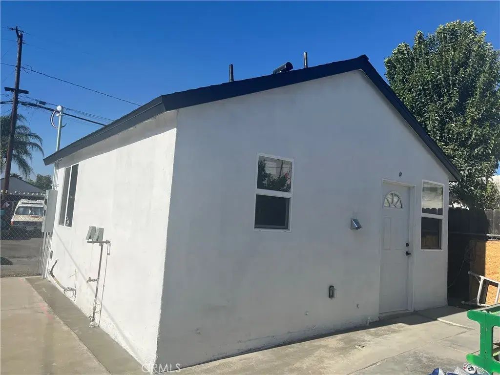 1387 Holt Ave, Pomona