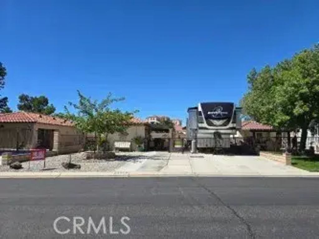 11570 Wedgewood, Apple Valley