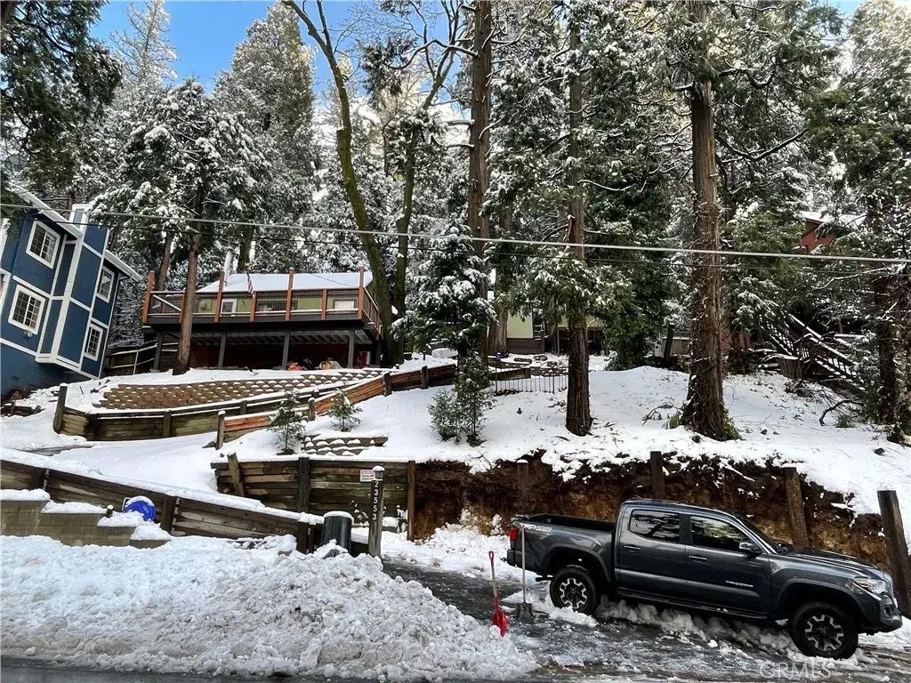 23553 Lake, Crestline