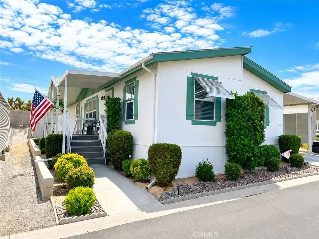 54999 Martinez 13, Yucca Valley