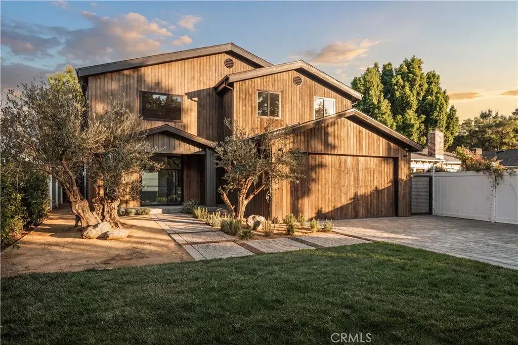 5114 Cedros Avenue, Sherman Oaks