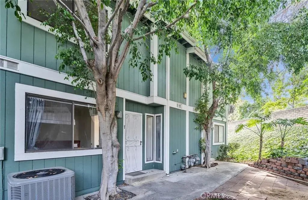 1070 Walnut Grove F, Rosemead