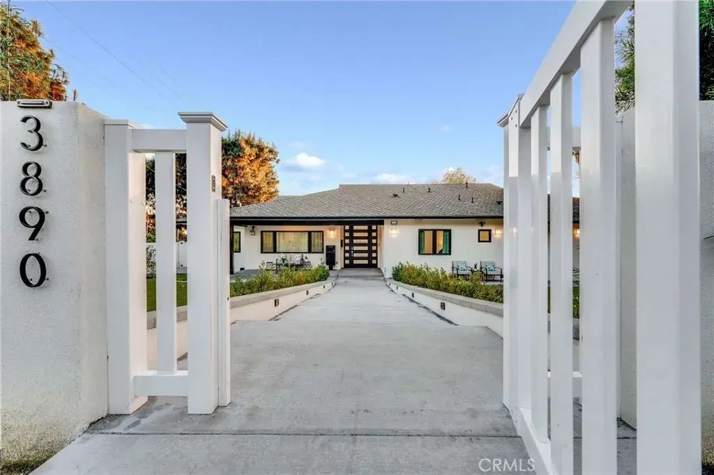 3890 Shadow Grove Road, Pasadena