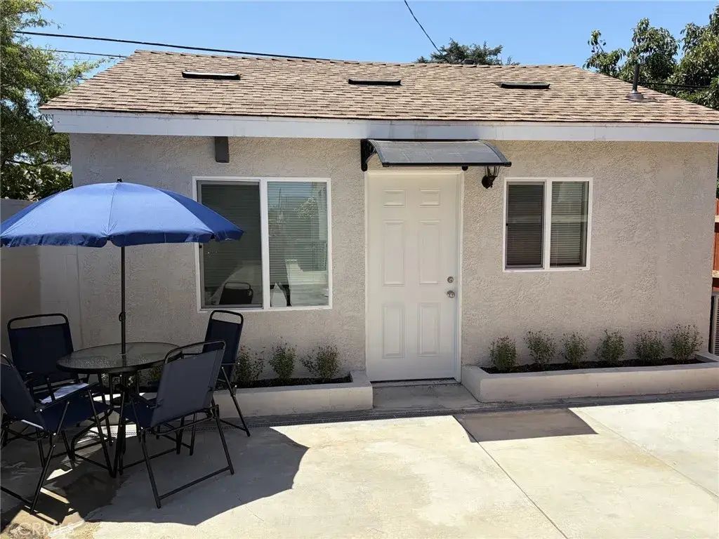 12621 Izetta Avenue, Downey