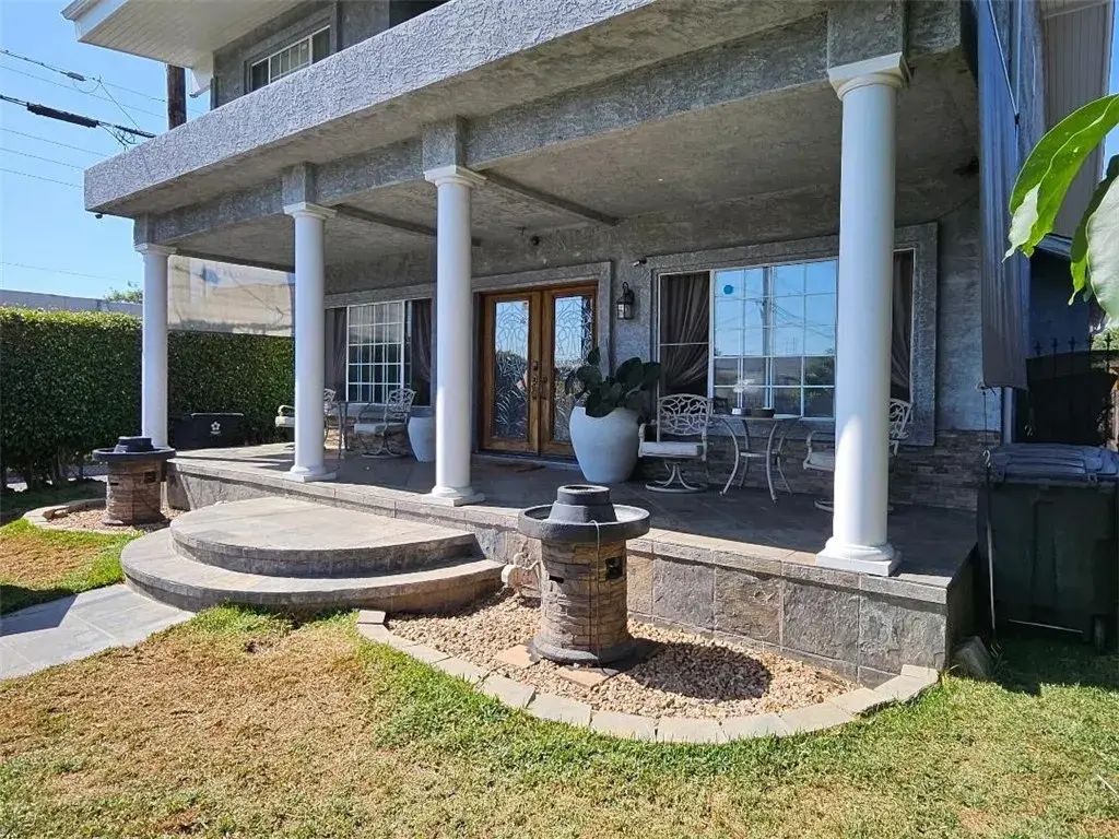 1117 E 65th, Los Angeles