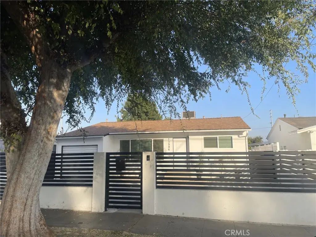 13986 Aztec Street, Sylmar