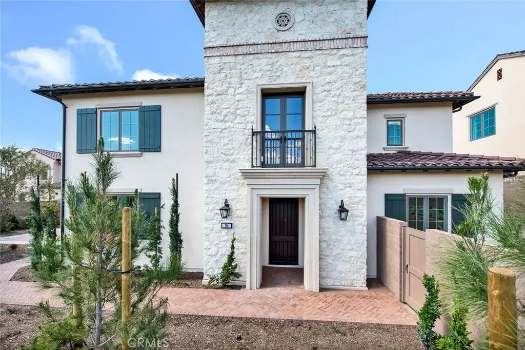 146 Toretta, Irvine