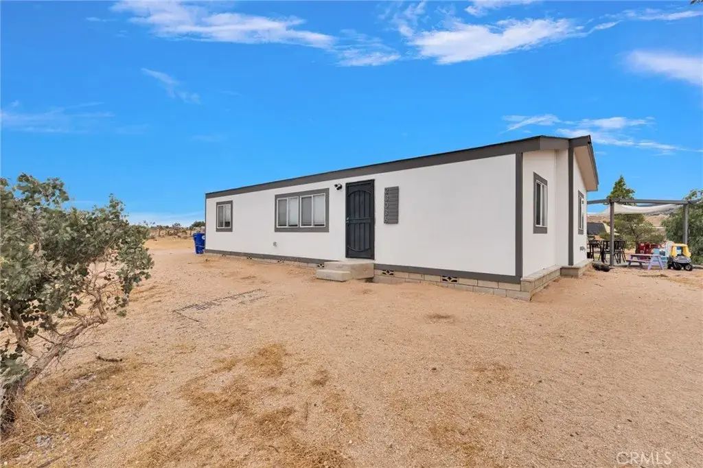 23036 Cerra Vista Court, Apple Valley