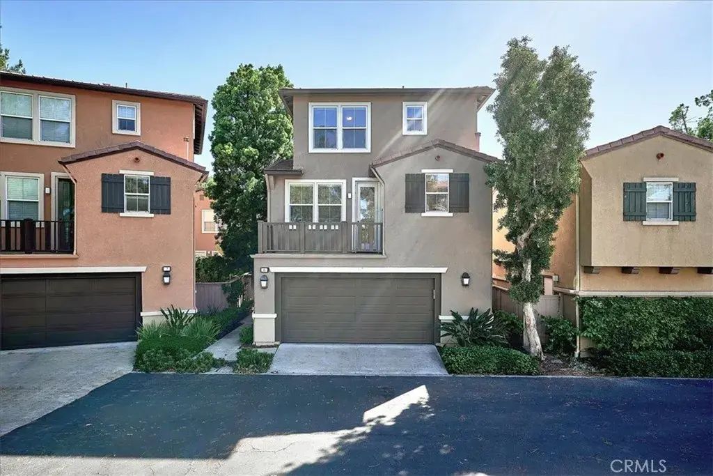 6 Sweet Pea, Irvine