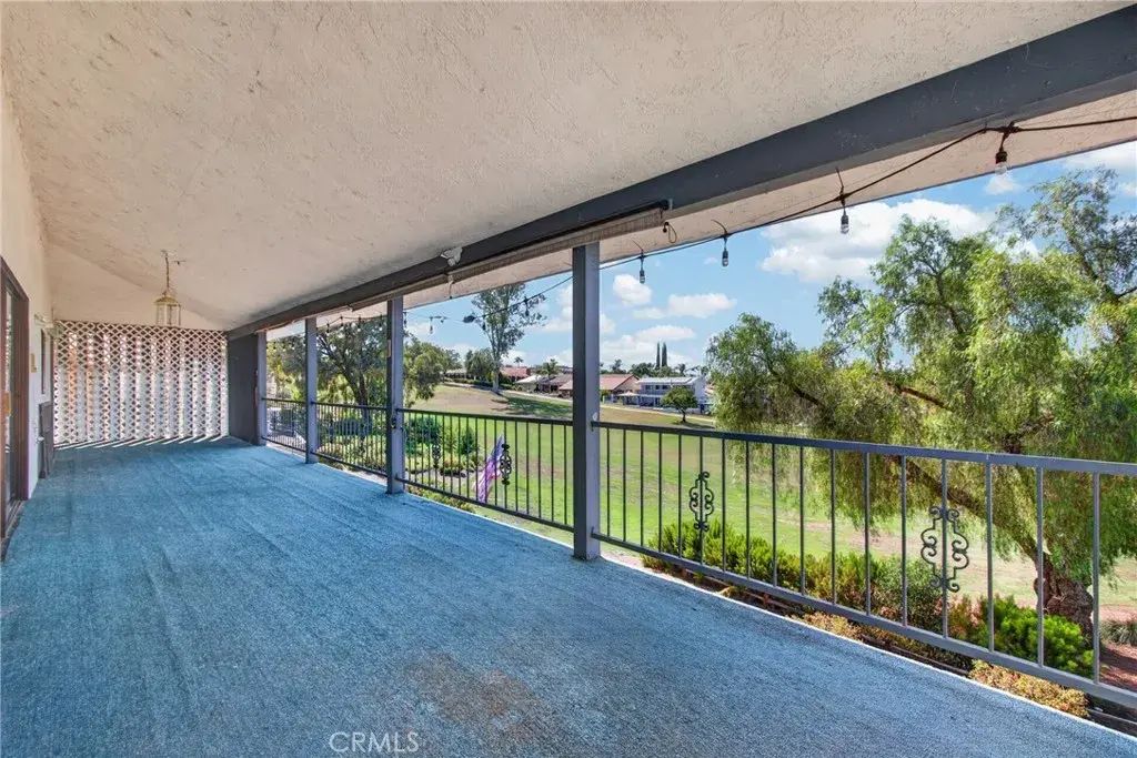 30785 Golden Gate Drive, Canyon Lake