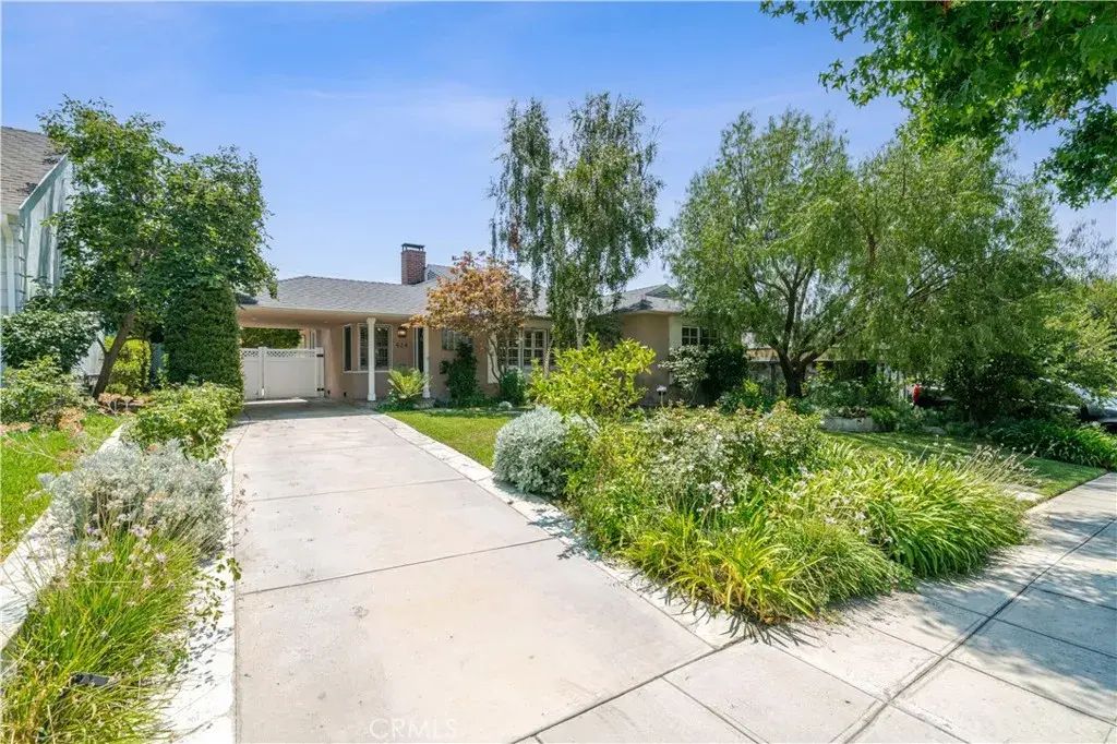 424 Tufts, Burbank