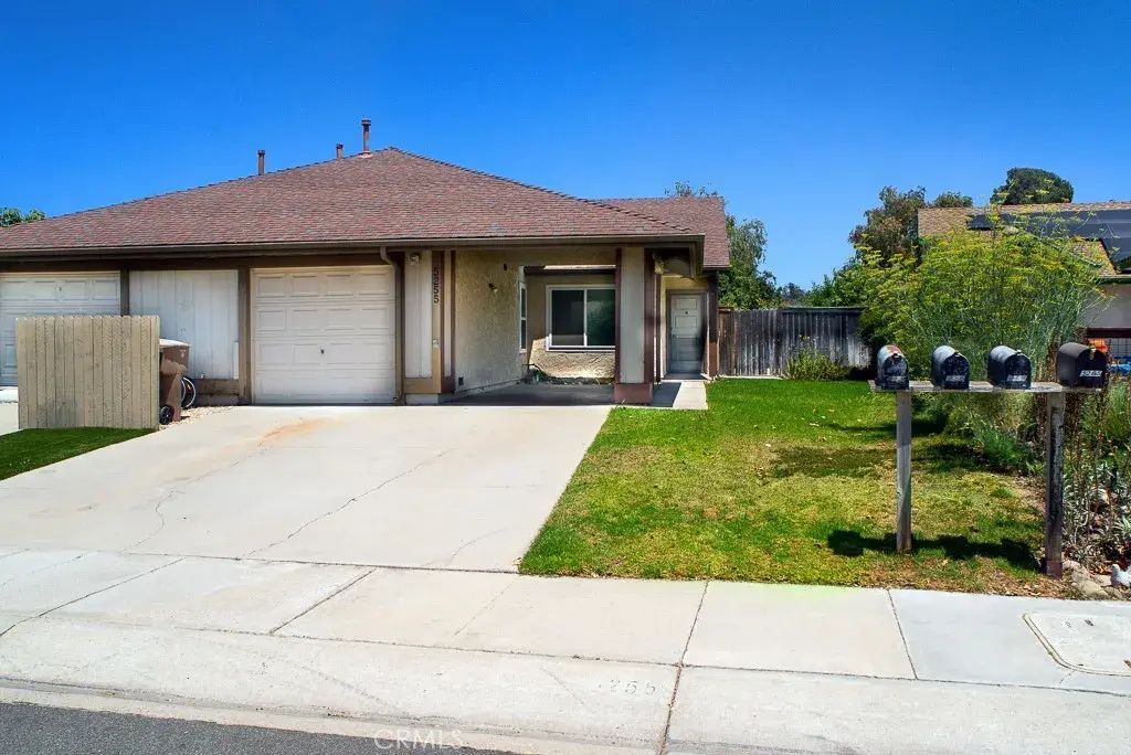 5255 Felicia Street, Camarillo
