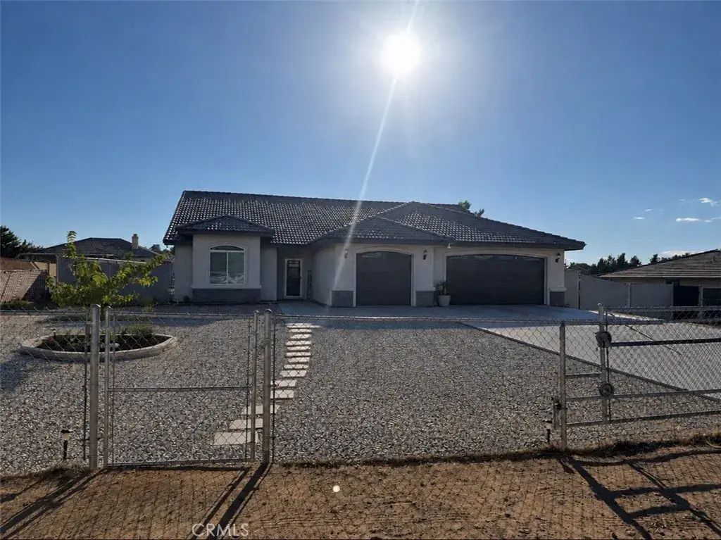 7636 Oxford, Hesperia