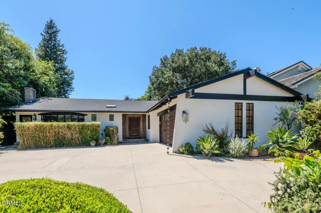 4819 Oakwood Avenue, La Canada Flintridge