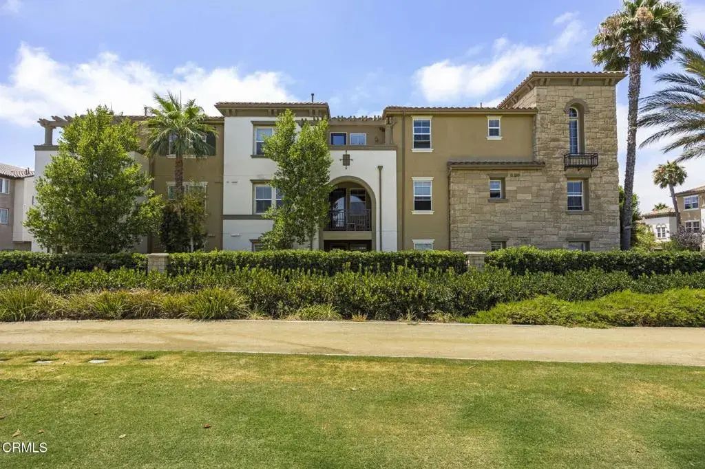 208 Riverdale Court 702, Camarillo