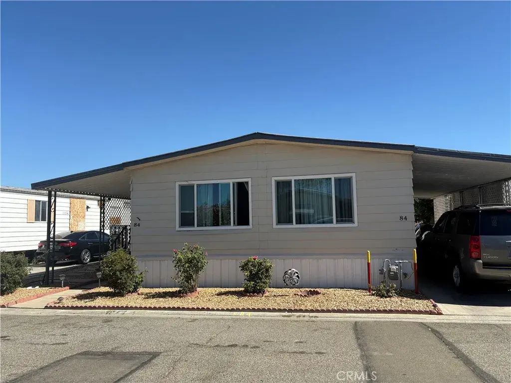 15252 Seneca 84, Victorville