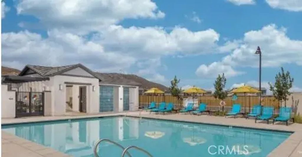 29298 Victoria Beach Boulevard, Winchester