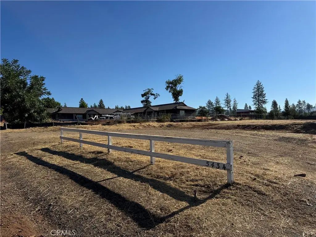 5436 Sawmill, Paradise