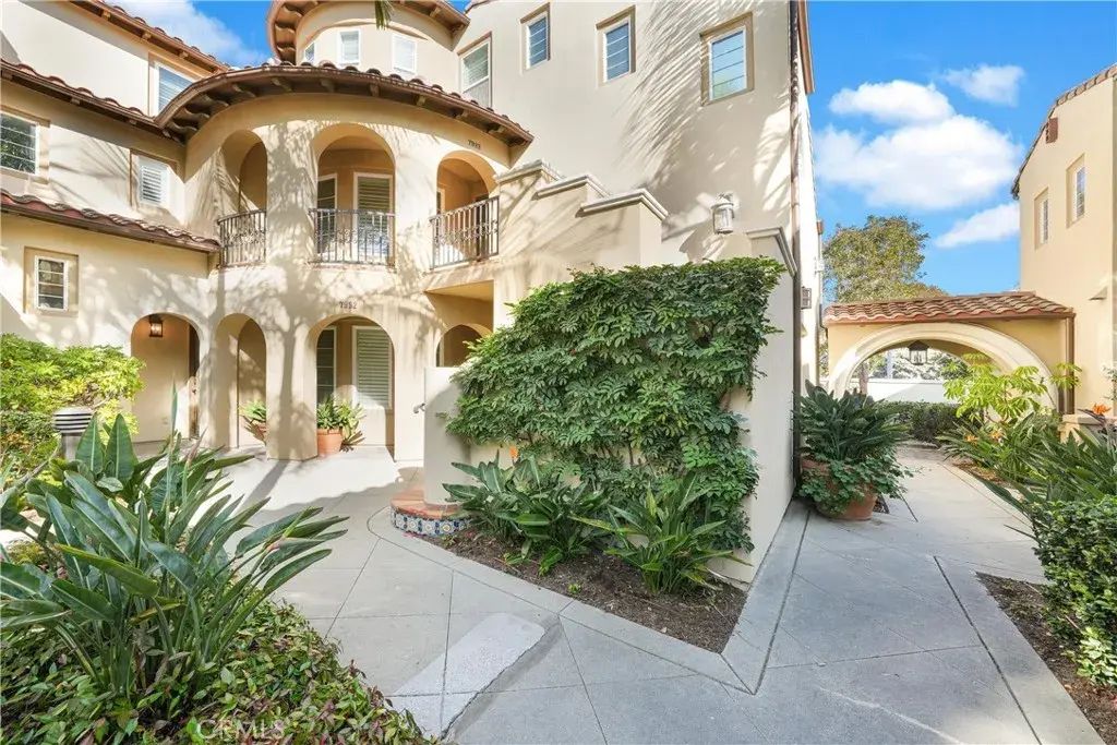 7988 Aldea, Huntington Beach