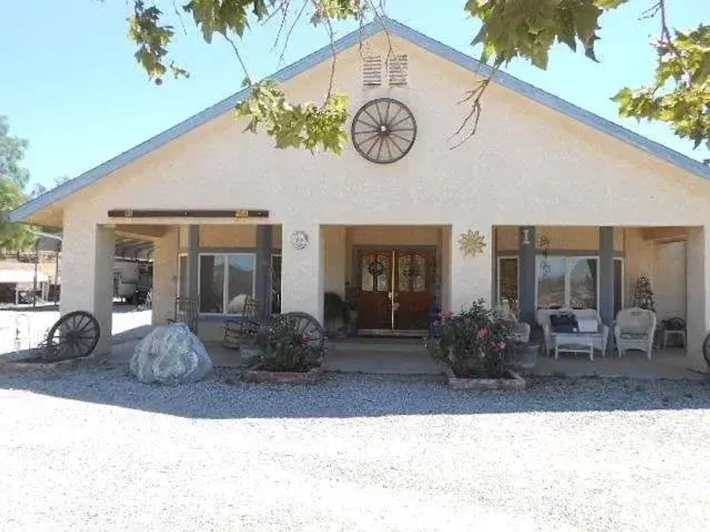 5319 Easy Street, Acton