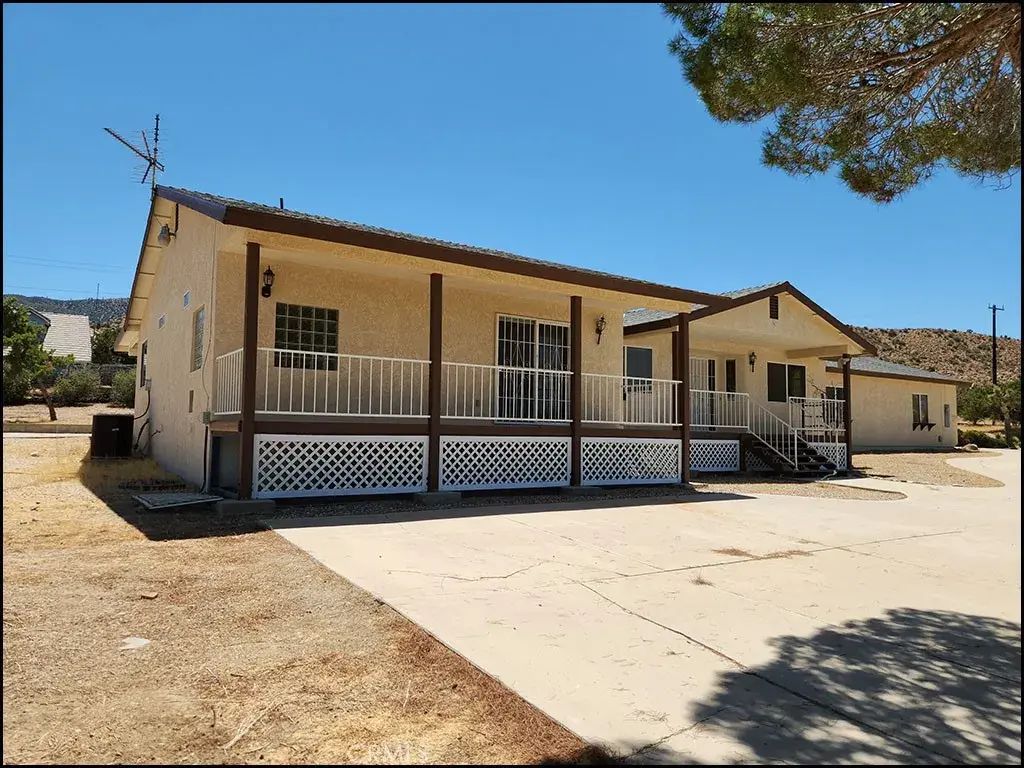 9425 Mountain, Pinon Hills